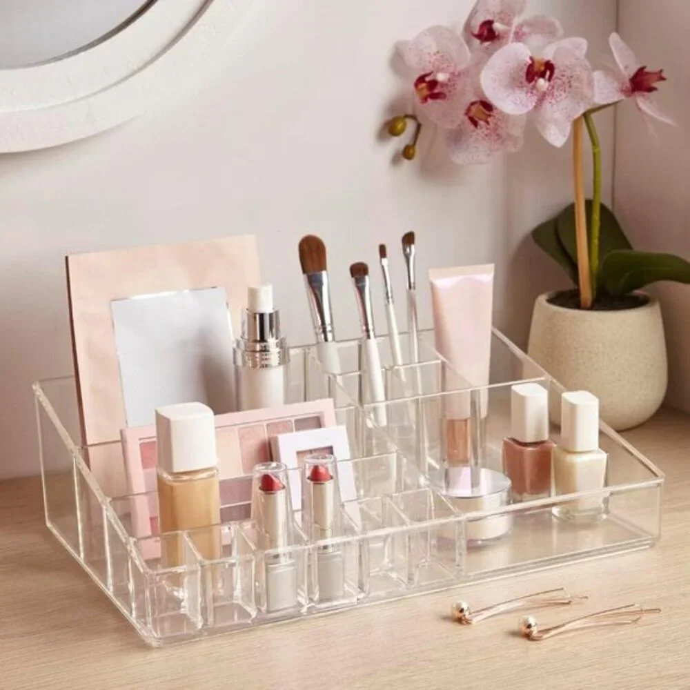 New Audrey Clear Makeup Organizer with 15 Compartments for Brushes & Palettes